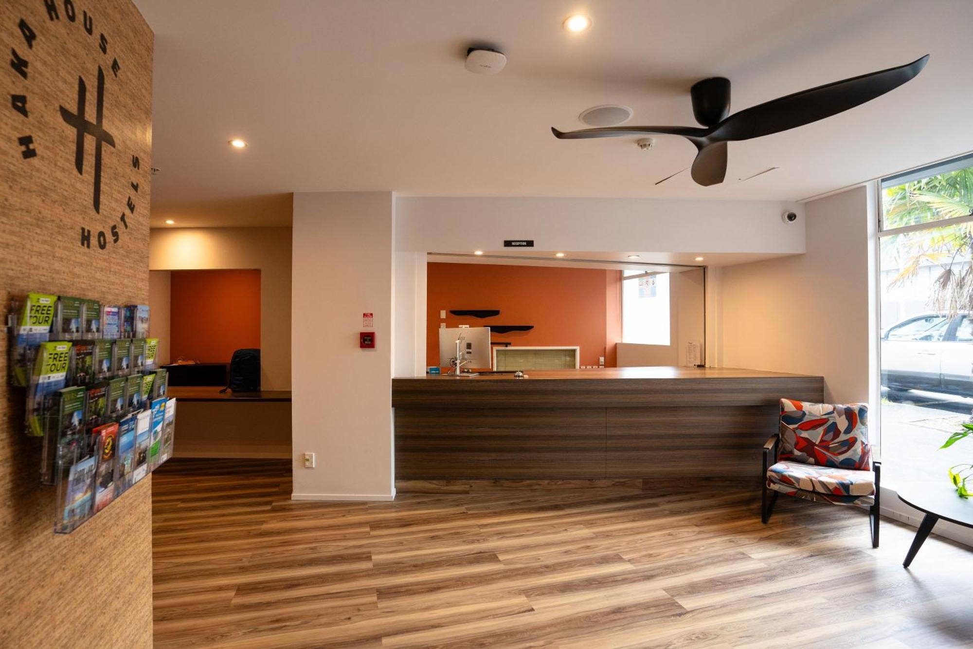 Haka House Auckland City Bagian luar foto